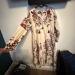 TIERED BISHOP SLEEVE DRESS